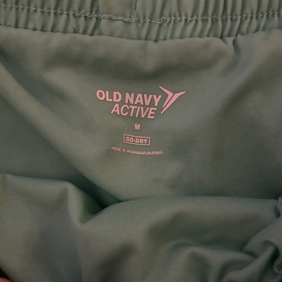 Old Navy Men's Athletic Shorts in Sage - Picture 2 of 2